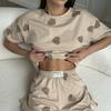 Klær til hjem og søvn – Pyjamas og søvnsett
