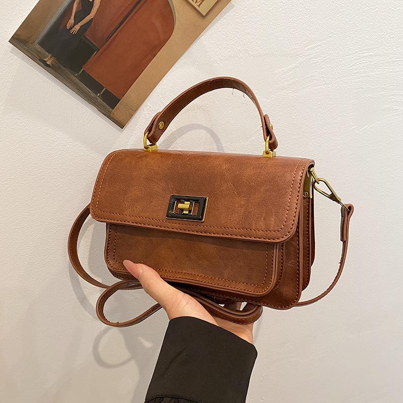 

Популярна цього року жіноча сумка 2024 нова висококласна ретро сумочка на плече кросбоді маленька квадратна сумка коричневий