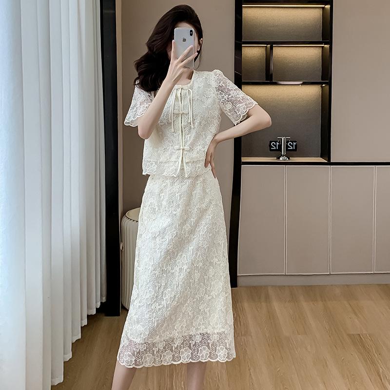 Elegant 2026 Summer Women s Lace Two-Piece Set - New Chinese Style Skirt S