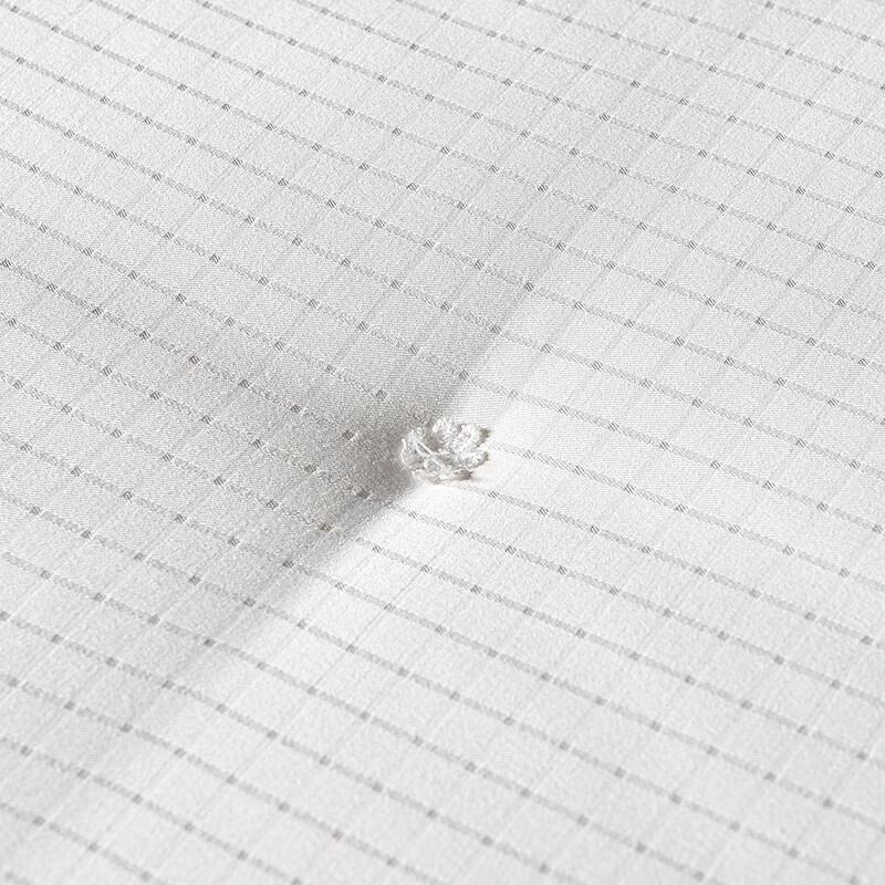 Royal Sleep Silk Blend Quilt