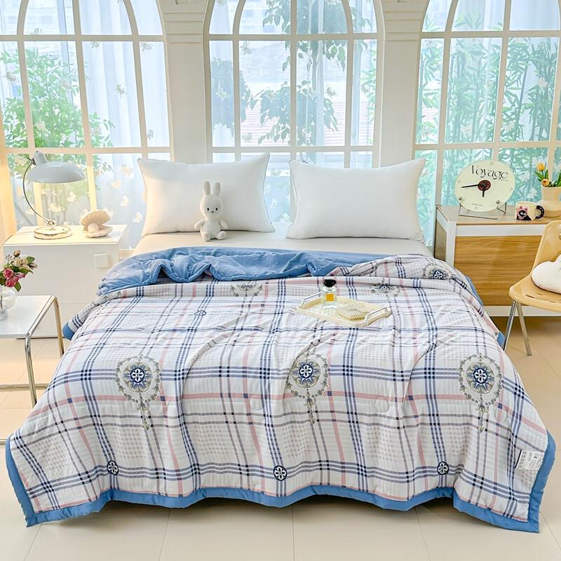 

Southern Life Refreshing Cool-Touch Summer Quilt