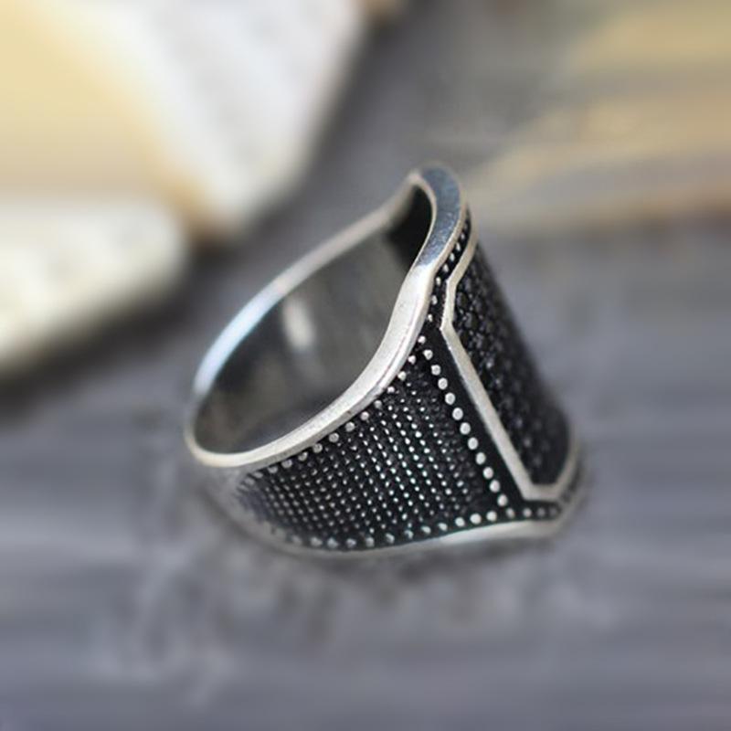 New Copper Plate Inlaid Zircon Ring for Men and Women