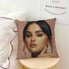 Cantante Popolare Selena Gomez Love On Federa Cuscino Divano Soggiorno Camera da Letto Testiera Schienale Cuscino Cuscino Quadrato Ora del Riposo