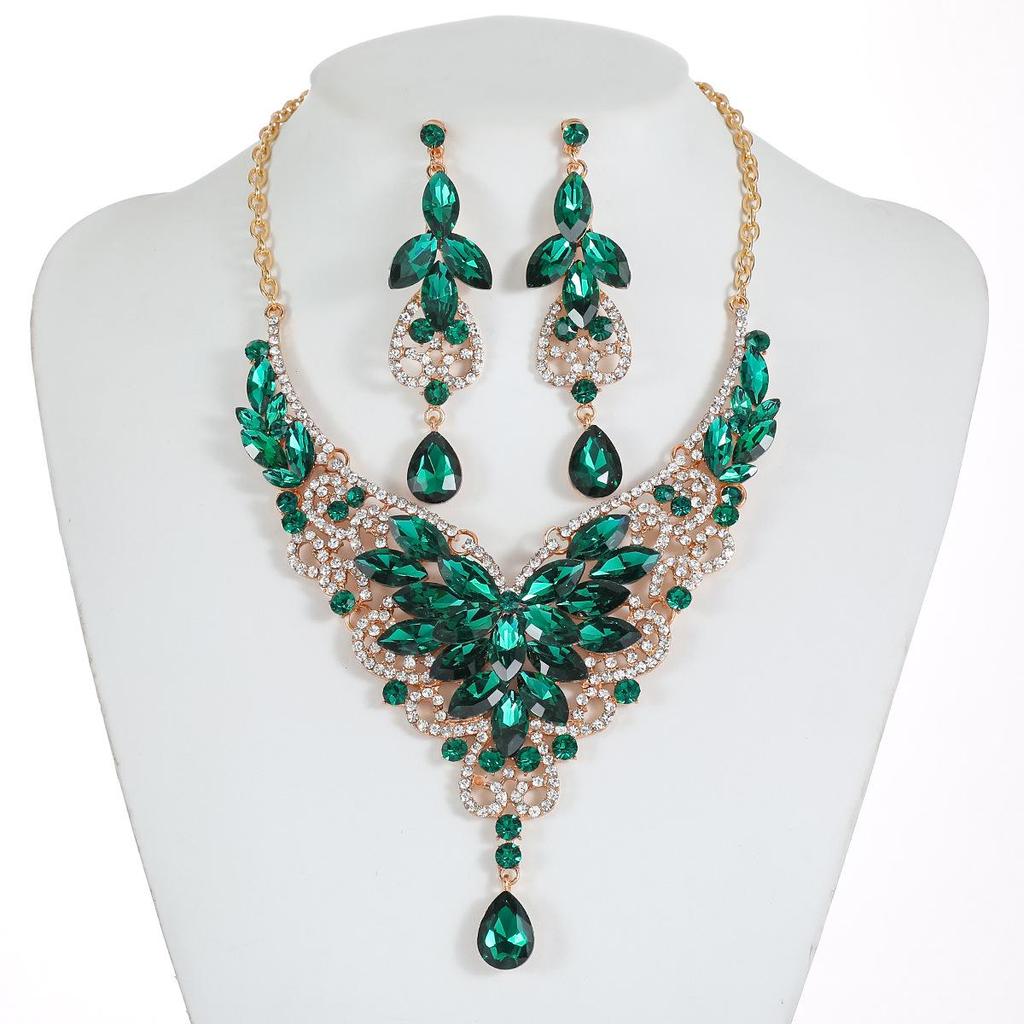 Set Colier Exagerat Retro cu Pietre de Cristal - Bijuterii Europene & Americane pentru Femei