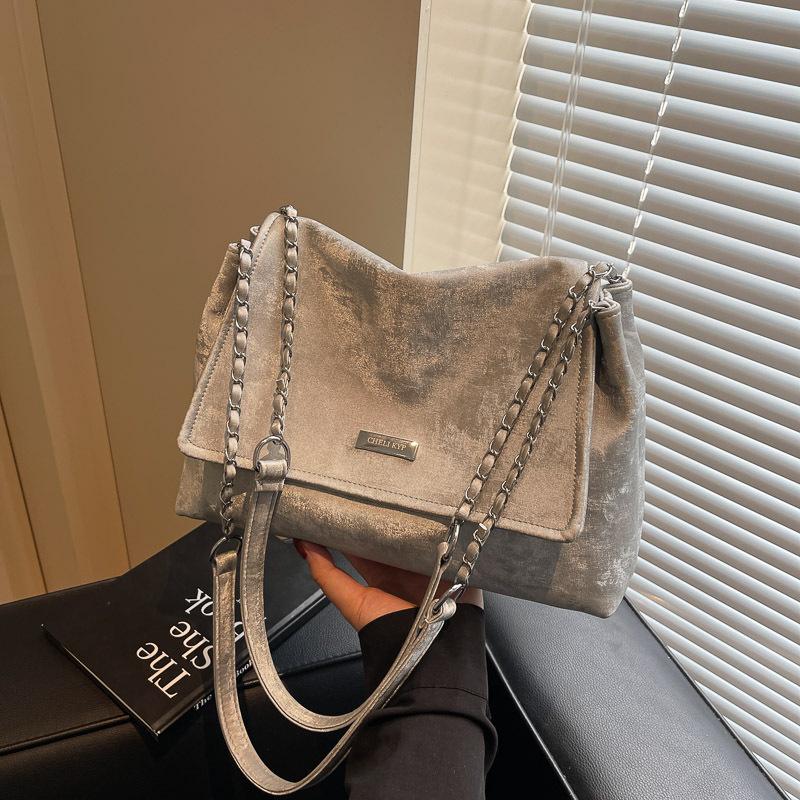 Premium Sense Retro Underarm Bag Women 2025 New Large Capacity Chain Shoulder Bag Work Bag