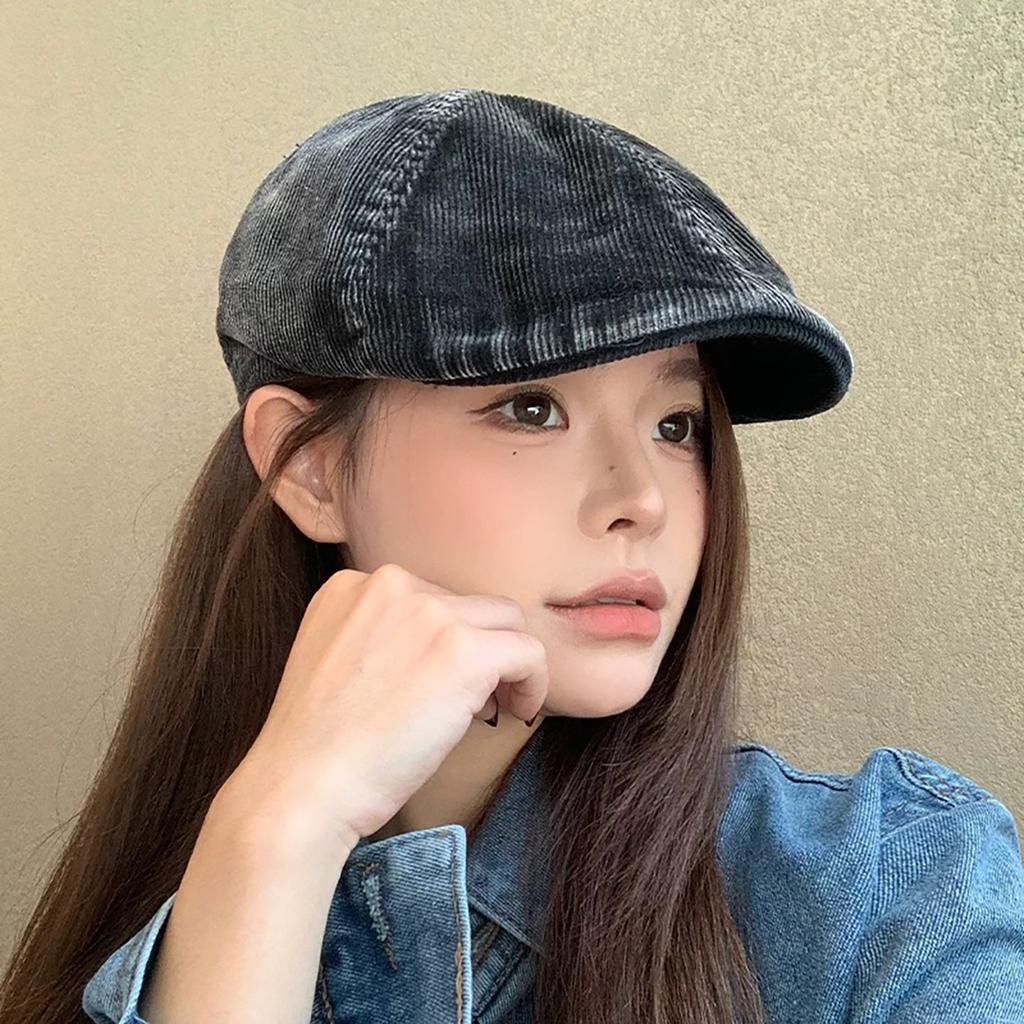 Japanese Retro Corduroy Forward Hat Women's Autumn and Winter All Match Face Small Duck Cap Outdoor Windproof and Warm Painter