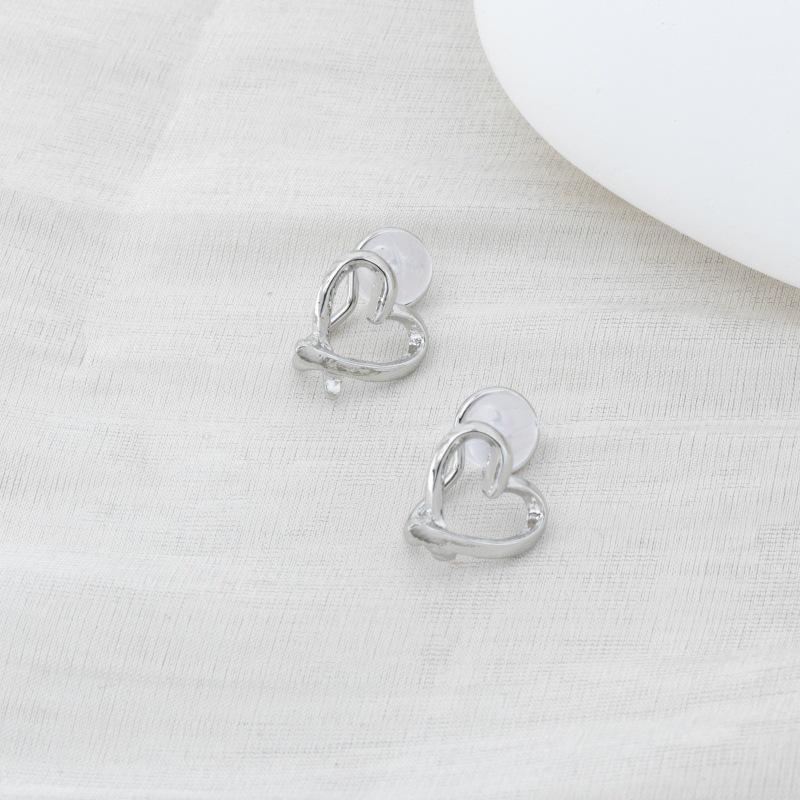 Orecchini Dolci da Fatina Stile Coreano Senza Foro: Design Versatile, Chic e di Alta Gamma per Zampironi.
