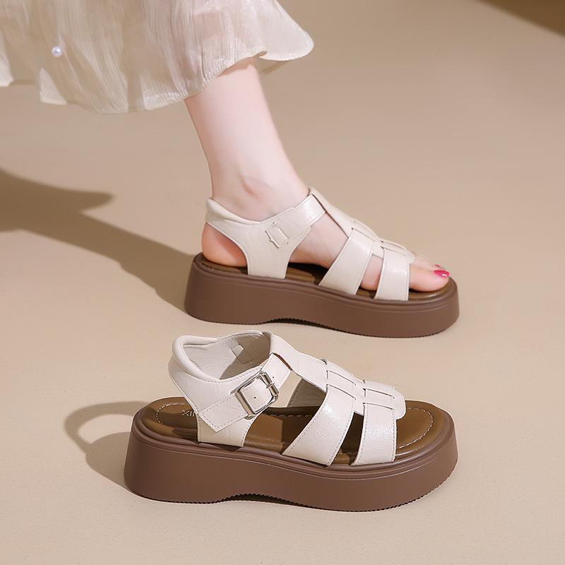 Platform pig cage shoes hollow 2025 summer new fashion breathable versatile slippers comfortable muffin bottom Roman sandals