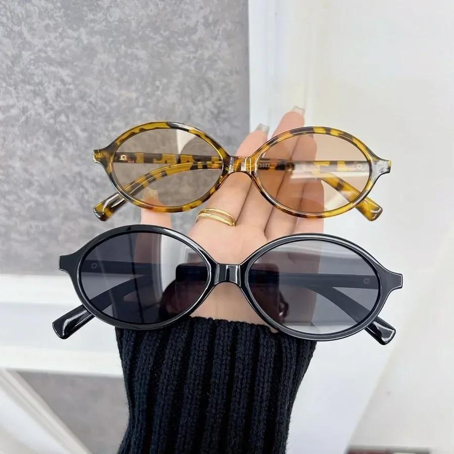 Fashion Oval Sunglasses Women Men Brand Designer Luxurious Sun Glasses Female Outdoor Casual Travel