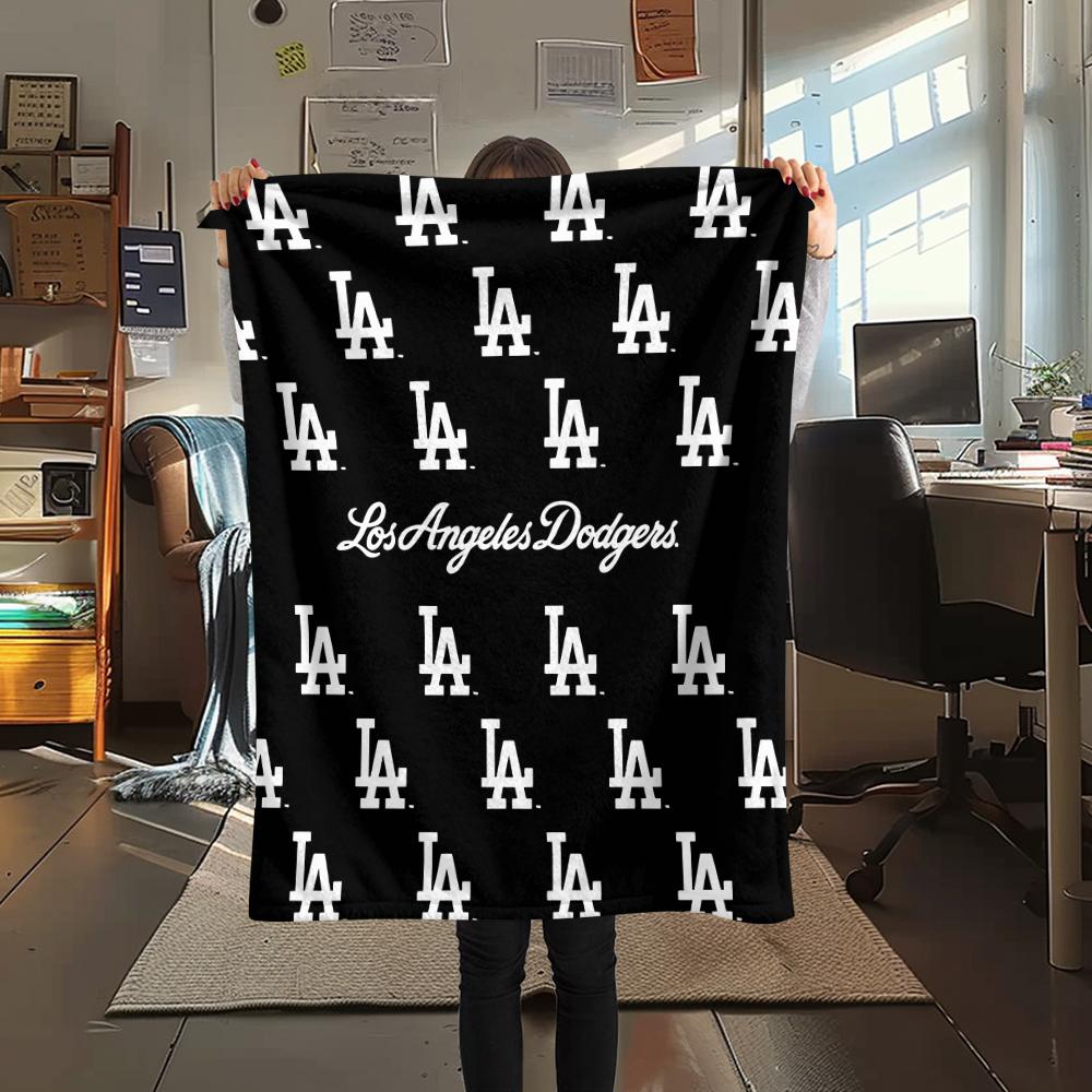 1Pc LA Dodgers Print Flannel Blanket, High quality Comfortable for All Seasons, Home Decor, Warmth and Comfort, Perfect for Gifts
