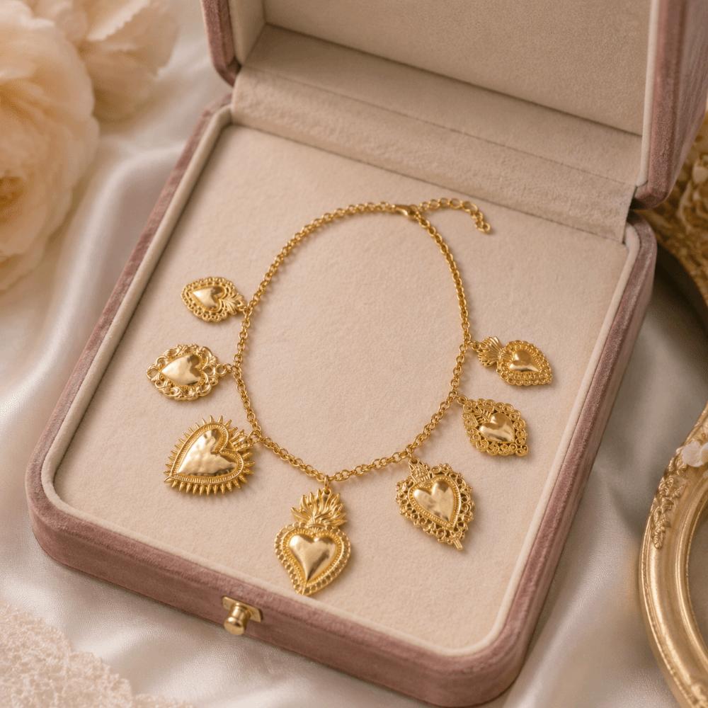 Exaggerated Chain Necklace Vintage Heart Pendant Necklace Women Neck Jewelry  Women's Accessory
