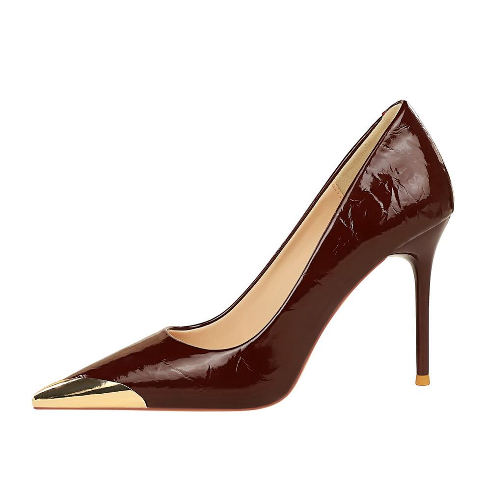 Shallow Heeled High Heels for Women, Pointed Iron Toe Decorative Super High Heels, Patent Leather Single Shoes