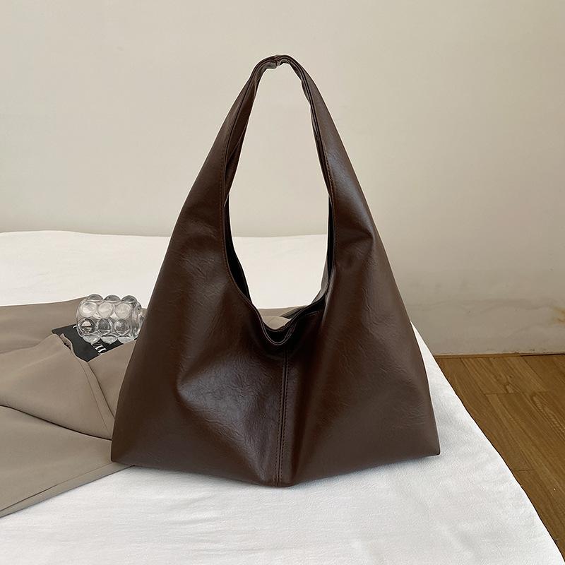 

Стильная и простая повседневная сумка женская большой вместимости 2025 осень новая сумка через плечо, сумка-мессенджер,通勤ная сумка-тоут из мягкой кожи