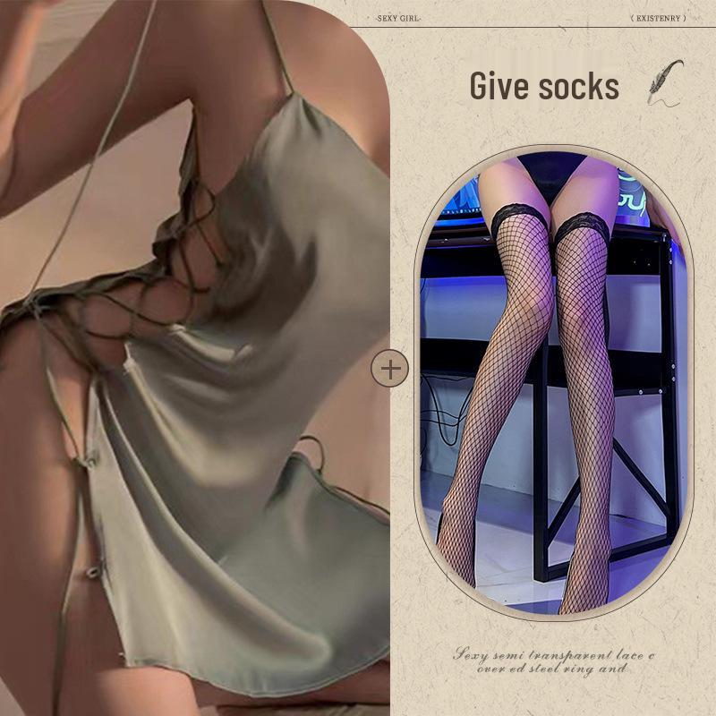 Seidiges Sexy Schnür-Nachthemd: Damen Dessous- & Pyjama-Set mit Seitenschlitz