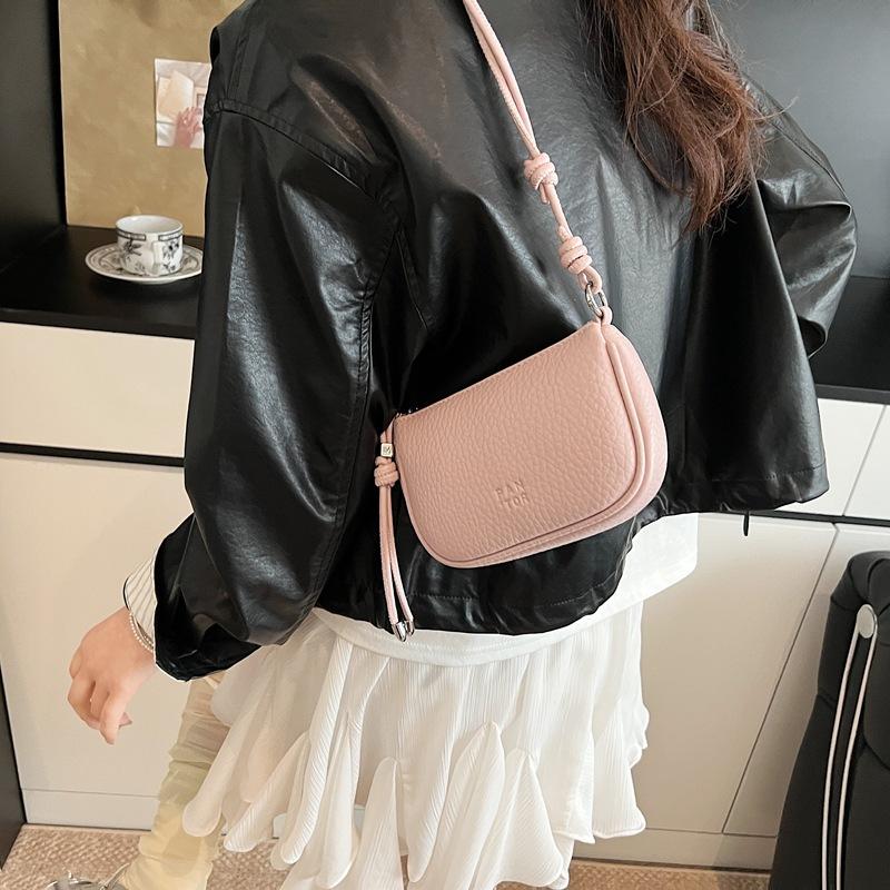 Ladies' Crossbody Bag Fashionable Versatile Solid Color Design Commuting Saddle Bag Casual Shoulder Bag For Women