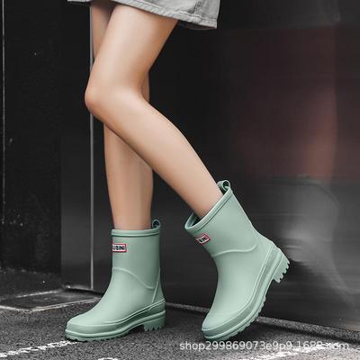 Korean Style Women's Trendy Short Rain Boots - Waterproof Non-slip Rubber Shoes for All Seasons
