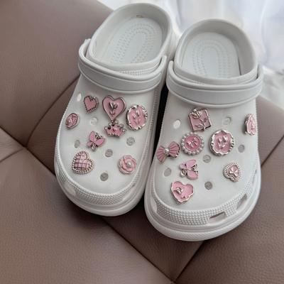 Rosa Schuhanhänger Set Kreative DIY Schuhblume Diamant Schmetterling Perle Blume Abnehmbare Schnalle Mädchen Schuhdekoration 1Set
