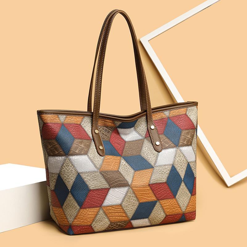 Design Vintage Pattern Handbag High-grade Material Shoulder Bag New Classic Commuter Large Capacity Shopping Totes for Women MIT