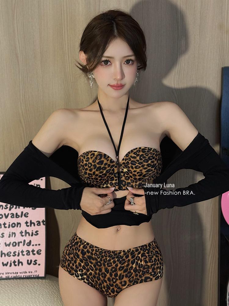 Women's Push-Up Halter Bra, Front Buckle, Wire-Free, Anti-Sagging, with Side Support.