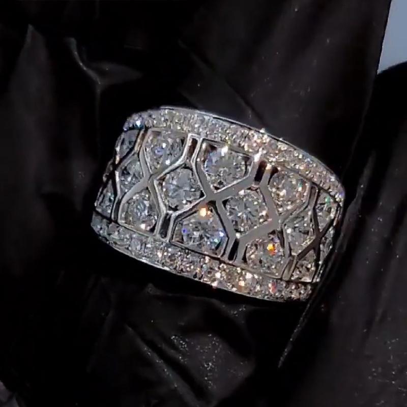 Huitan Gorgeous Women Wedding Rings Full with Bling Bling Cubic Zircon Engagement Party Statement Accessories for Female Jewelry