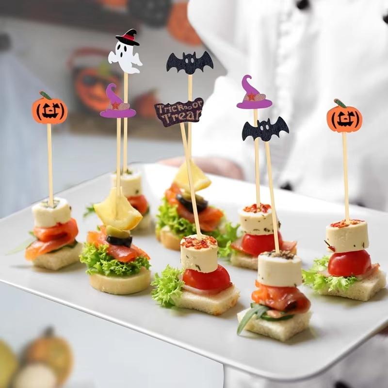 100 sztuk Party Halloweenowe Wykałaczki Jednorazowe Bambusowe Szaszłyki Dynia Duch Widelec do Owoców Ciasto Deser Koktajl Patyczki Dekoracje