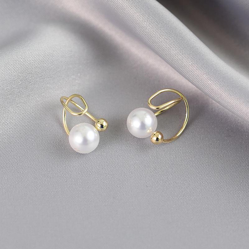 Pearl Ear Cuff Earrings for Non-Pierced Ears - Versatile Niche Design, Girls' Pearl Stud Jewelry