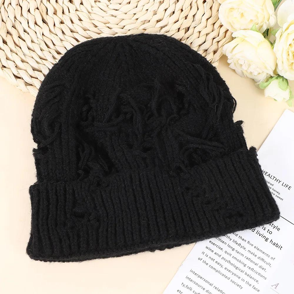 Winter Knitted Beanie With Hole Earflaps For Women - Face Slimming Warm Hat For Round Faces Cold Weather