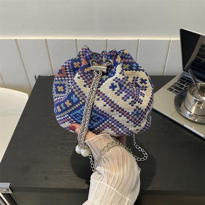 This Year's Fashionable and Simple Casual Bag Is Personalized and Fashionable. This Year, It Will Be a Shoulder Crossbody Pump with a Bucket Bag.