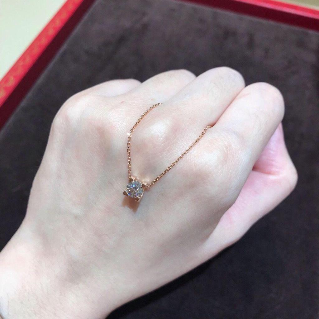 Elegant Gold Titanium Steel Zircon Pendant Necklace for Women - Simple, Shiny, No-Fade Clavicle Chain