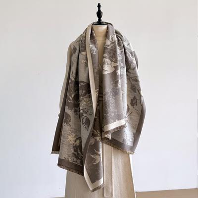 Accessoires – Schals & Tücher