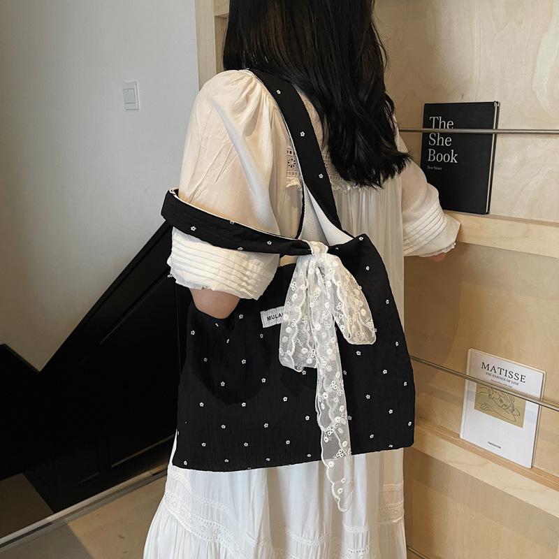 Korean Lazy Wind Large-capacity Underarm Bag Women's 2025 New Girl Chiffon Cloth Polka Dot Shoulder Tote Bag