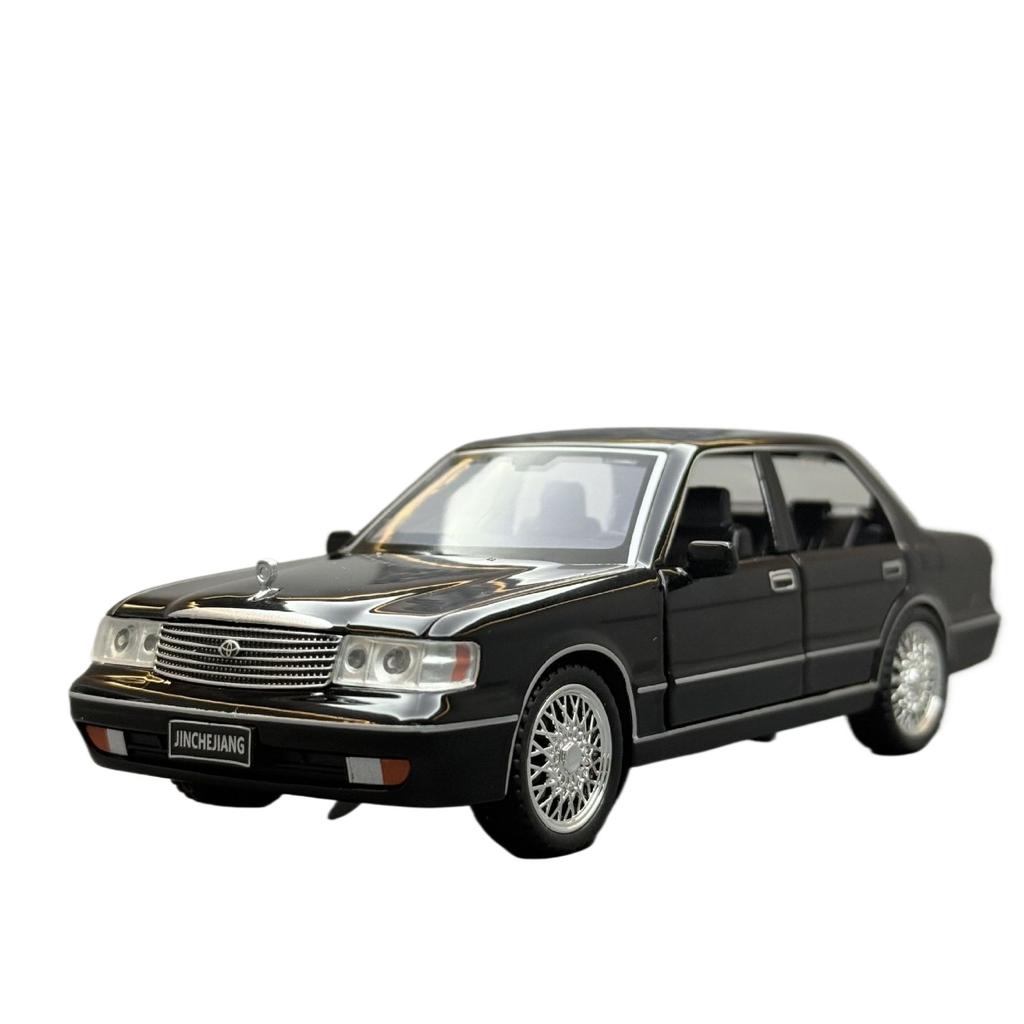 1/32 Toyota Crown 133 JZS133 S130 Alloy Classic Luxy Car Model Diecast Metal Retro Old Vehicles Car Model Sound and Light Kids Toy Gift