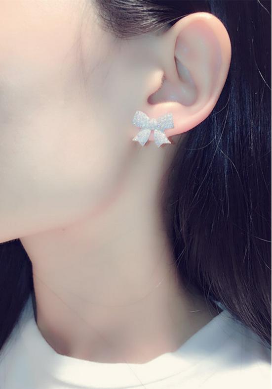 Korean Fashion Zirconia Bow Earrings for Women: Exquisite Silver Dangle Studs, Perfect for a Stylish Look and Internet Celebrity Appeal