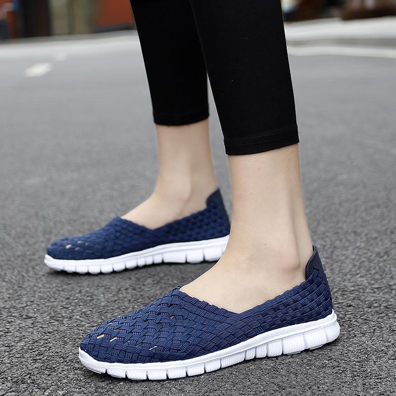 Dames Zomer Ademende Zilveren Moccasin Strandschoenen Dames Zwart Casual Instappers Rijschoenen Gevlochten Blauwe Platte Schoenen Sneakers Grote Maten