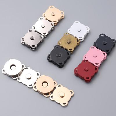 ניטים מגנטיים של פריחת שזיף: אבזמים נסתרים וצבעוניים זכר-נקבה לתיקים ובגדים