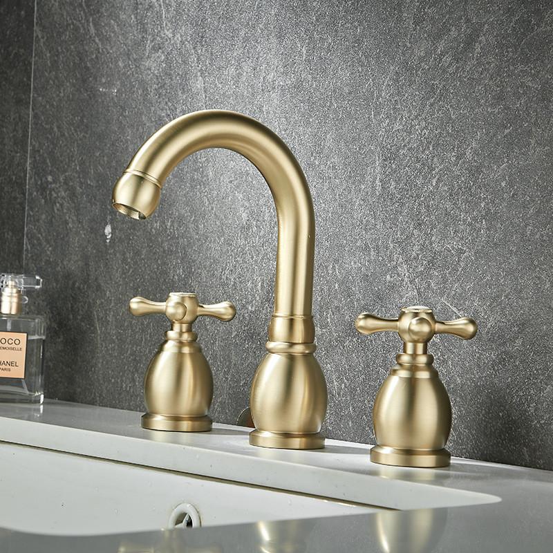 Luxury Brushed Gold Basin Faucet Brass Bathroom Faucet Widespread Antique Sink Faucets 3 Hole Hot Cold Sink Faucet Water Tap