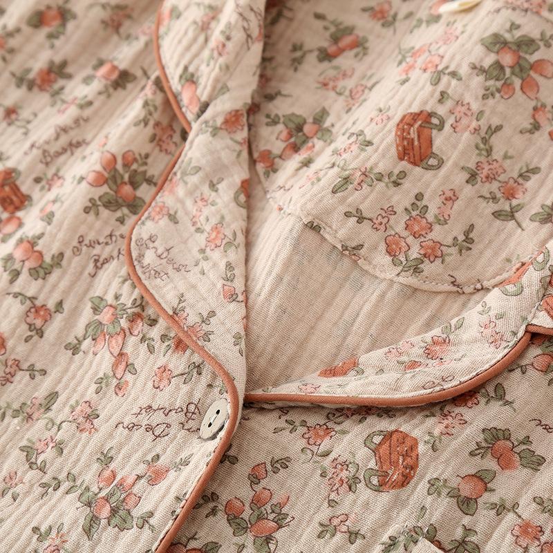 Crepe cotton yarn middle-aged and elderly mother short-sleeved trousers lapel pajamas loungewear set retro floral cardigan breathable