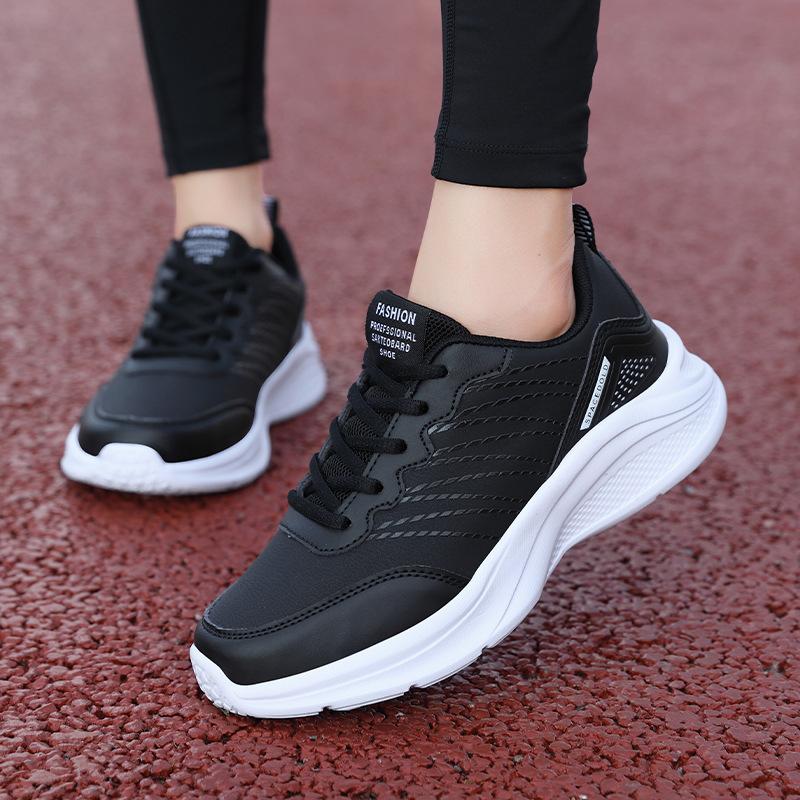 

Все черные спортивные туфли женские кожаные кроссовки средние старые кроссовки для ходьбы средние мягкие нескользящие подошвы для отдыха и путешествий 41