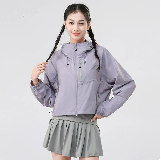 Gut aussehende Outdoor-Sonnenschutzkleidung für Damen, neue Sommer-Kleine Eisgefühl-Leichte und lockere Dopamin-Sonnenschutzkleidung Jacke