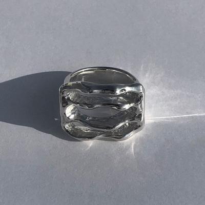 Wai. MER. BAGUE oscillante