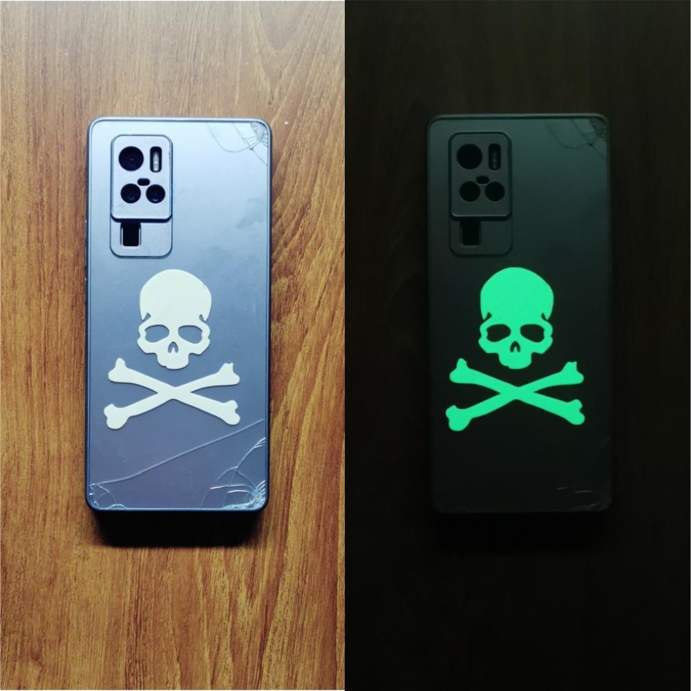 Car Stickers Hazard Warning Skulls Crossbones Reflective Decoration For Rearview Mirrors Windshield Bumper Trunk Motorcycle