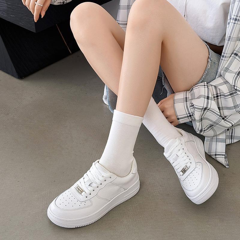 Kleine weiße Schuhe Damen Sommer Neu Leder Bequem Plateau Mode Vielseitig Paar Sport und Freizeit Board Schuhe Herren