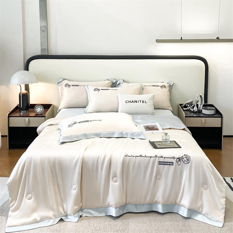 2024 New Summer Ice Silk Quilt Air Condition Blanket Smooth Breathable Lightweight Comforter Bedspreads On the Bed Solid Color