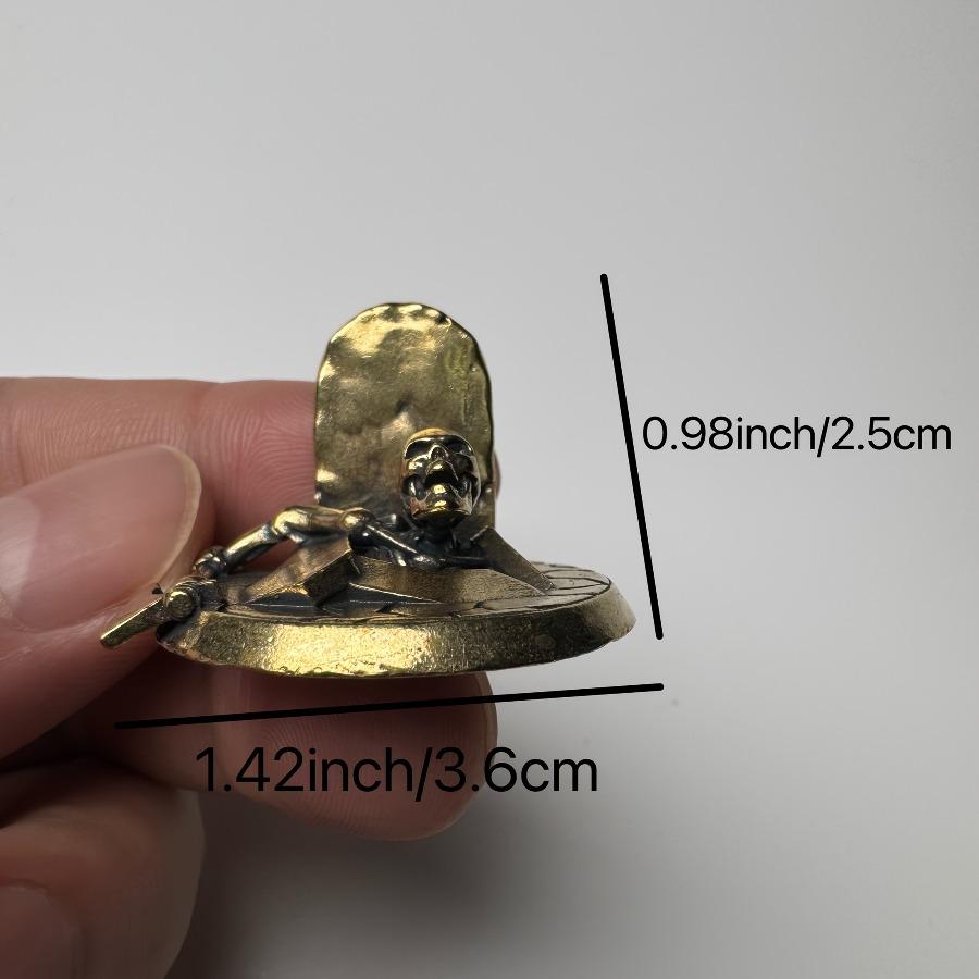 

Vintage Brass Skull Statue Antique Gothic Office Desk Sculpture Ornament Coffee Shop Bar Decoration Copper Ware Unique Gift золотой