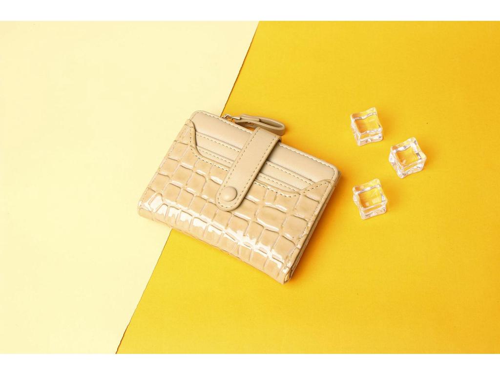 2024 Women's High-End Stone Pattern Wallet: Short, Solid Color, Multi-Card Slot, Multi-Function Coin Purse.