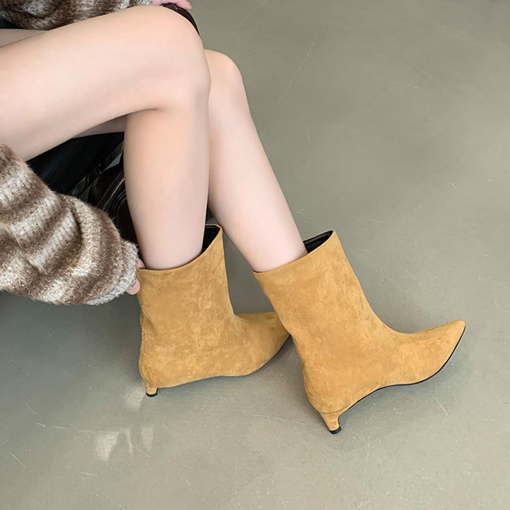 

Узкие короткие ботинки осень-зима новые ботильоны на высоком каблуке женские тонкие тонкие каблуки остроносые модные ботинки ботильоны 39 (no stock, only bulk orders) светло-коричневого