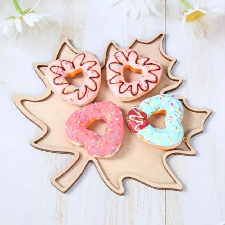 Christmas Themed Maples Leaf Snacks Tray Natural Wood Grooved Serving Dish for Candy Nut Holiday Table Decors