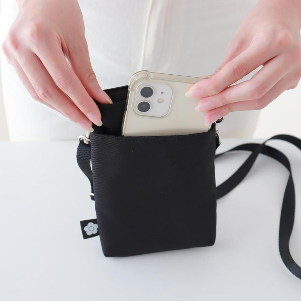 MARY QUANT Shoulder Pouch Smartphone Shoulder Smartphone Pouch Pochette Pocket Plus 17cm X 10cm X (Black) (Approx. 2cm) 000847-0001-02