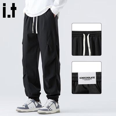 CHOCOOLATEit Men's American Style Wrinkled Cropped Cargo Joggers