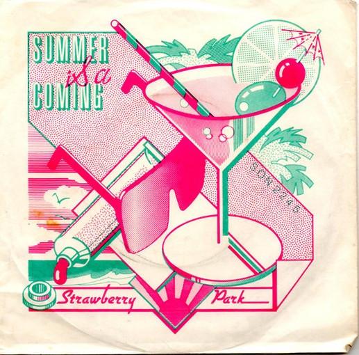 

7inch Record STRAWBERRY PARK - Summer Is A Coming / Beach Party SON2245 SONET 1982 UK Pop Used